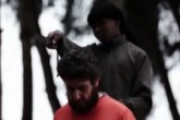 فیلم/ذبح یک مرد به دست جلاد نوجوان داعش