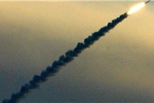 شلیک موشک «قاهر 1» به پایگاه سعودی