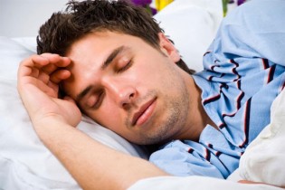 میزان خواب بر توان باروری مردان موثر است