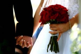 ازدواج‌های فامیلی تهدیدی جدی برای سلامت كشور