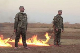 داعش دو سرباز ترکیه‌ را زنده زنده سوزاند