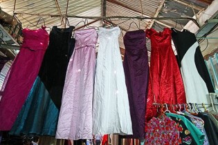 هشدار در مورد خرید لباس های دست دوم