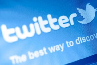 درآمد توئیتر در سال ۲۰۱۶ چقدر شد؟