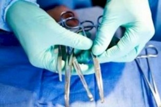 خطای پزشکی در عمل جراحی کلیه دختر اصفهانی تکذیب شد
