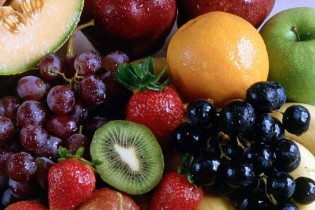 میوه تازه خطر ابتلا به دیابت را کاهش می‌دهد