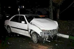 تصادف مرگبار پژو پارس با عابر پیاده