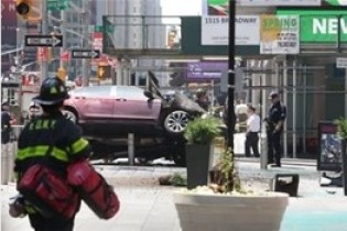 23 کشته ومصدوم در برخورد خودرو با عابران پیاده