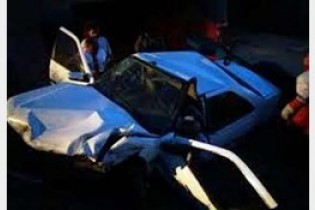 یک کشته در واژگونی خودروی پژو پارس درجاده بروجرد