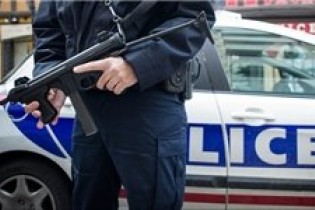 شخصی در فرانسه با چاقو به مردم حمله کرد