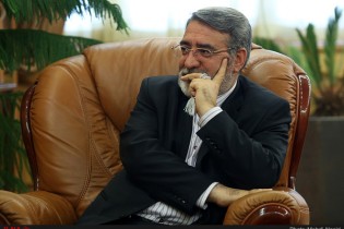 سوال ۱۶ نماینده از وزیر کشور درباره علت تعلل در بررسی واگذاری املاک شهرداری تهران اعلام وصول شد