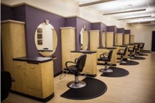 ٢٦٤ آرایشگاه زنانه بدون مجوز تعطیل شدند