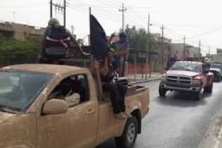 تروریست‌های داعش از رقه خارج شدند