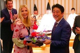 نخست وزیر ژاپن تولد دختر ترامپ را جشن گرفت + تصاویر