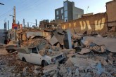 گلایه شهردار ازگله از کمک رسانی ضعیف به زلزله زدگان