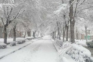 برف ۱۲ جاده کشور را مسدود کرد