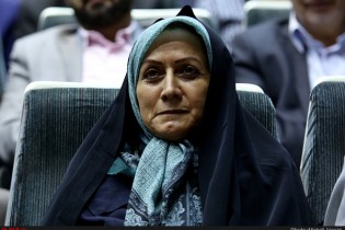 اگر باب نقد در دولت‌های نهم و دهم بسته نمی‌شد، امروز شاهد برخی بحران‌ها نبودیم/ احمدی‌نژاد می‌خواهد با عوام‌فریبی عملکرد خود را پاک کند