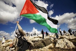 آرامش جهان به حل مسئله فلسطین بستگی دارد