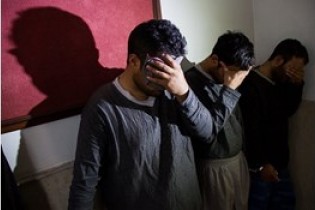 بازداشت 4 کلاهبردار حرفه ای در مشهد