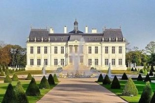 بن سلمان در گران ترین خانه جهان در فرانسه به سر می برد