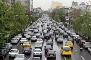 ترافیک در معابر تهران سنگین است