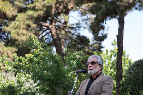 سخنرانی منوچهر شاهسواری در مراسم تشییع پیکر ناصر چشم آذر