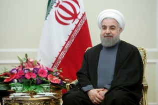 آمریکا همواره علیه ایران مواضع خصمانه ای داشته است