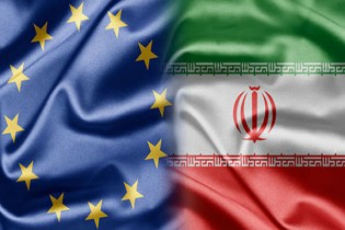 اروپا در خریدهای نفتی از ایران به‌جای دلار از یورو استفاده می‌کند