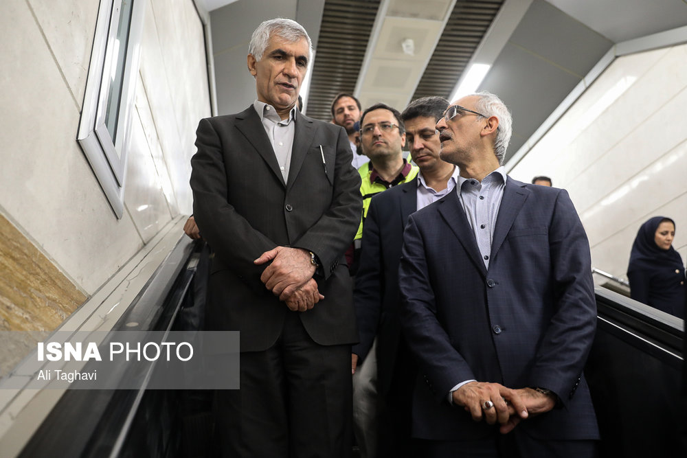 گفت و گوی  محمد علی افشانی و محسن سید آقایی در بازدید از خط ۷ متروی تهران