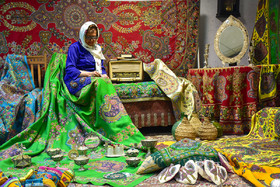 میترا معین زاده از روی علاقه، پته‌ها را جمع آوری کرده و بعد از ۳۵ سال موزه پته کرمان را  تاسیس کرده است. در حال حاضر حدود ۱۰۰۰ پته در این موزه وجود دارد.