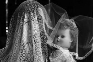 عروسک به دست‎هایی که عروس می‎شوند