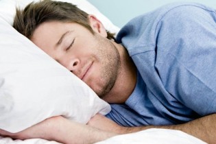 چند روش ساده برای بهبود خواب در روزهای گرم