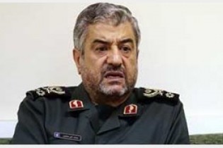نامه فرمانده سپاه به روحانی: برای کنترل افزایش قیمت ارز و سکه تصمیمات انقلابی بگیرید