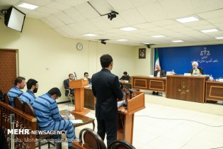دومین جلسه محاکمه واردکنندگان تلفن همراه با ارز دولتی آغاز شد