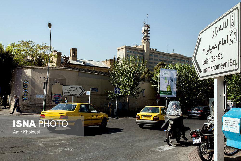 ورودی لاله‌زار از خیابان سعدی