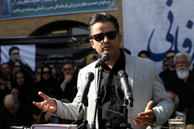 سخنرانی افشین زنوزی در مراسم تشییع حسین عرفانی