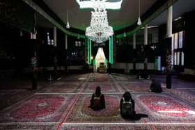 حسینیه اردبیلی‌ها در بازار تهران که مراسم طشت‌گذاری در آن به عنوان یک سنت دیرینه در محرم برپا می‌شود.