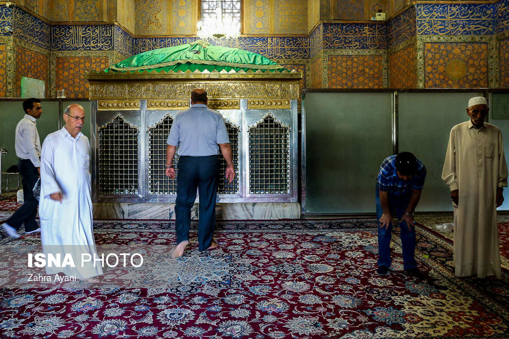 یکی از مقاصد سفر زائرین عراقی مکان‌های زیارتی در مشهد است.