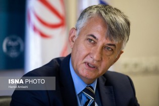 صربستان برای پناهجویان ایرانی کمپ ایجاد کرده است/تحریمها تاثیری بر تعامل صربستان با ایران ندارد