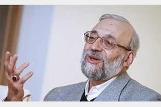لاریجانی: گویی آخوندی ارسطویی بوده که به اشتباه وزیر شده است