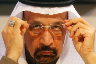 عربستان تولید نفت خود را به تنهایی کاهش نمی‌دهد