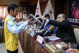 مسعود سلطانی فر در حال رای گیری انتخابات کمیته ملی پارالمپیک