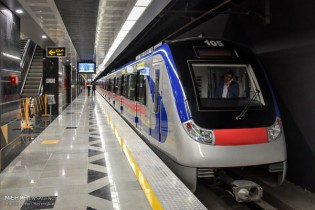 واگن‌های متروی تهران بدلیل مشکل بانکی ترخیص نشده است