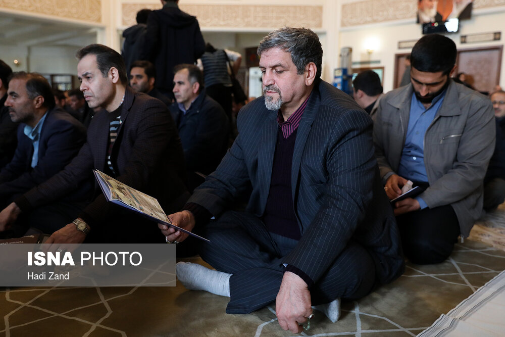 مصطفی کواکبیان نماینده تهران در مراسم یادبود جانباختگان حادثه دانشگاه آزاد