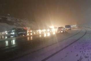 بارش برف و ترافیک سنگین در هراز