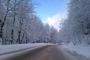 وقوع برف و کولاک در ۷ استان
