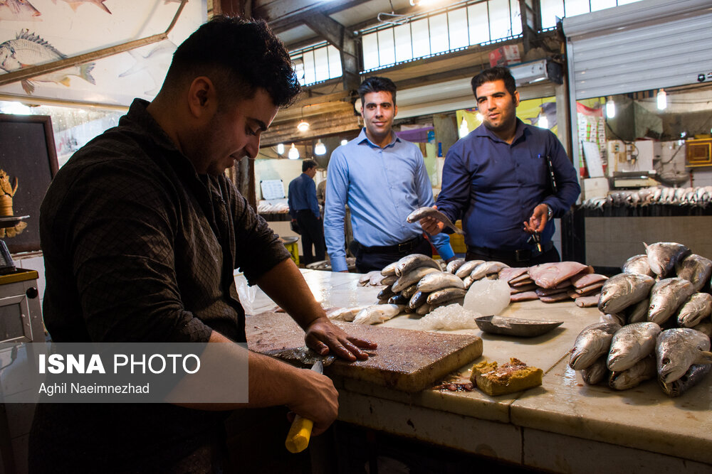 بازار ماهی آبادان