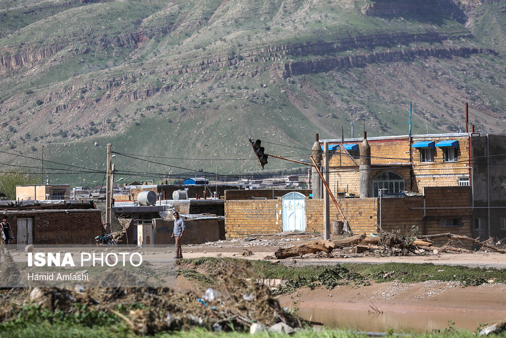 روستاهای خسارت دیده در حومه جاده خرم آباد به پل دختر