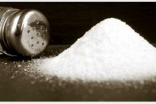 افزایش خطر سکته‌ و سرطان با مصرف بیش از حد نمک