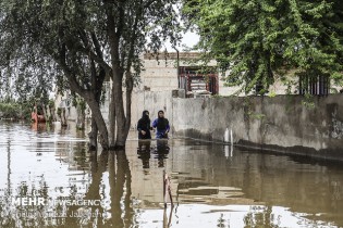 ۲۴ مدرسه اهواز در سیلاب اخیر آسیب دید