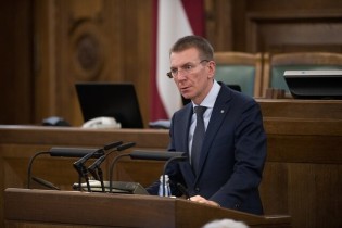 وزیر خارجه لتونی ادعا کرد: یک شهروند لتونیایی در نفت‌‎کش توقیف شده انگلیس بوده است